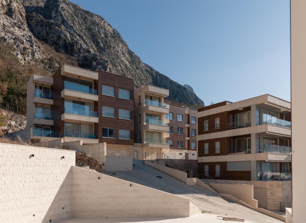 Bonintro Lux Apartment Kotor Eksteriør billede