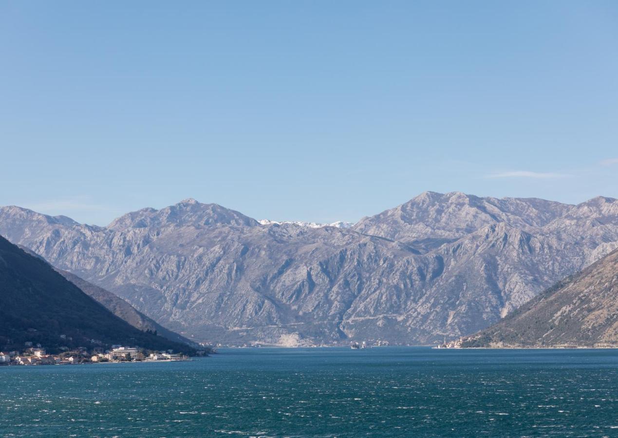 Bonintro Lux Apartment Kotor Eksteriør billede